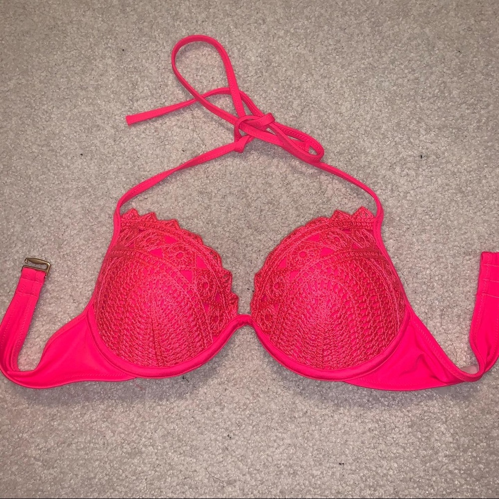 Bikini top
